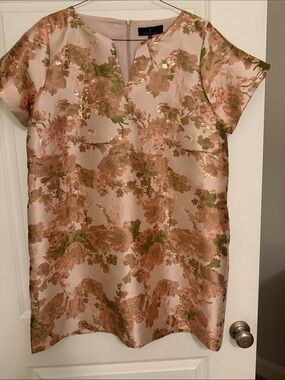 Abbey Glass Baby’s Breath Jacquard Dress in 2XL WITH FREE BEAUTY GIFT